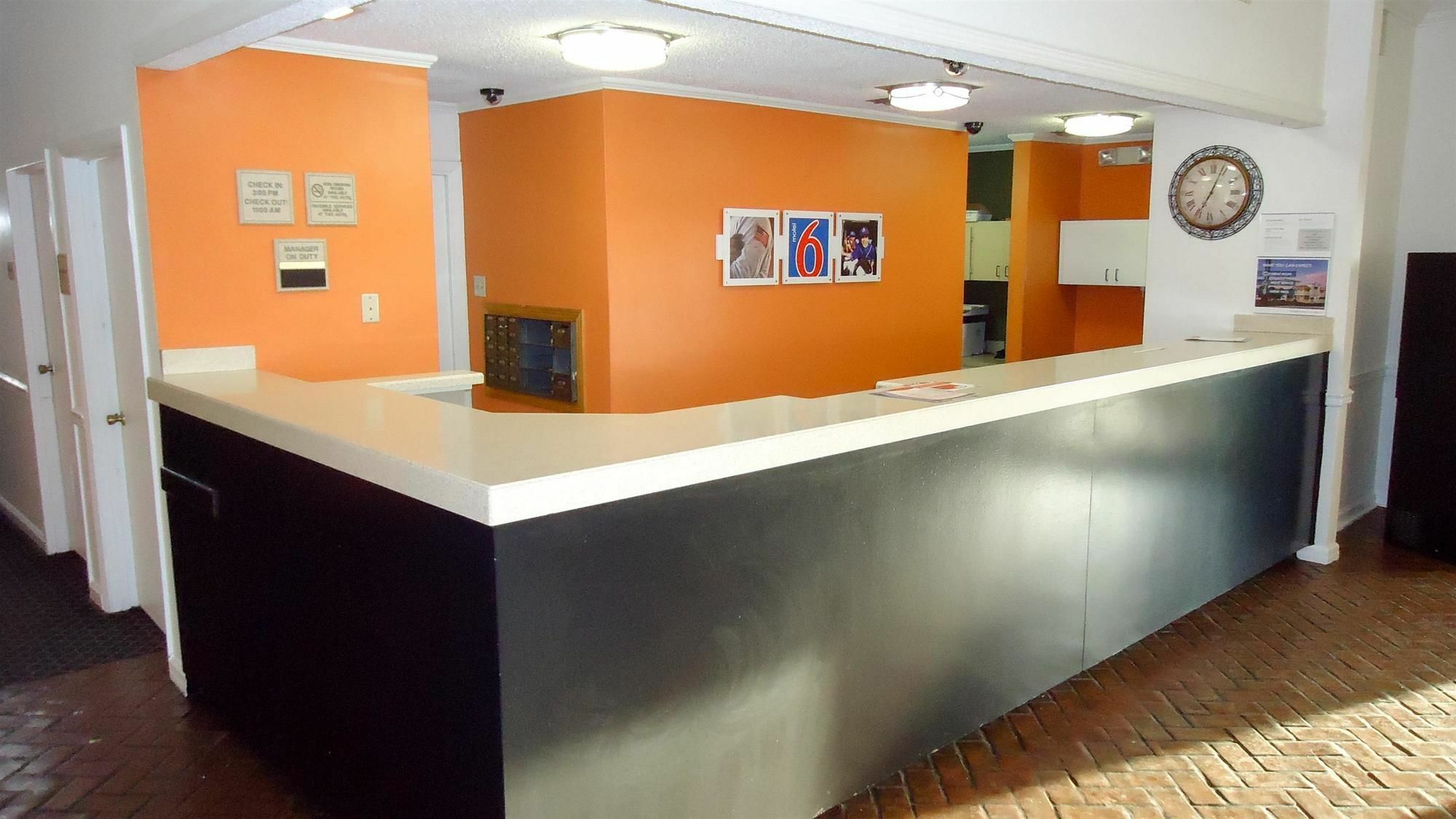 Motel 6-Natchitoches, La Ngoại thất bức ảnh